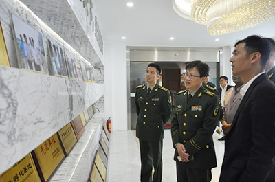 浙江省公安消防總隊(duì)政委梁云紅一行到王力能誠調(diào)研